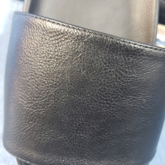 Slides Sandals | Size 11 - Picture 2 of 7